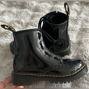Dr martens Youth Sinclair Bex Patent Leather Boot size 1